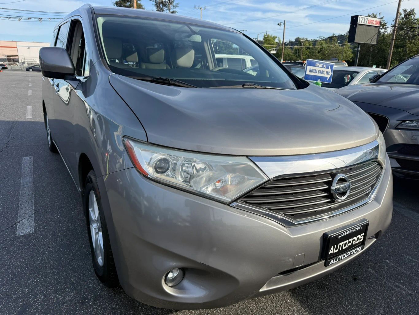 2013 NISSAN Quest