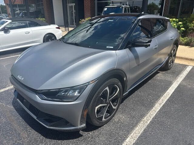 2022 KIA EV6
