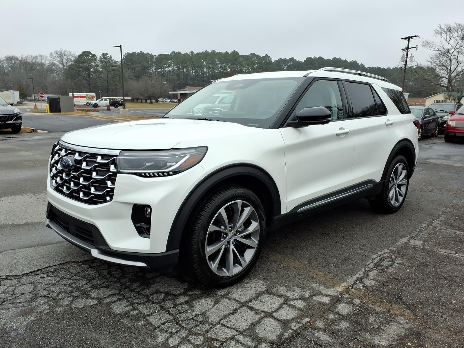 2025 FORD Explorer