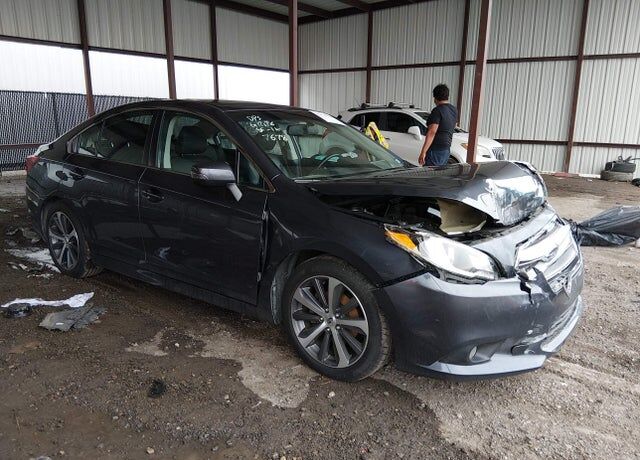 2016 SUBARU Legacy
