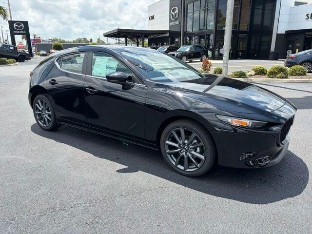 2026 MAZDA Mazda3