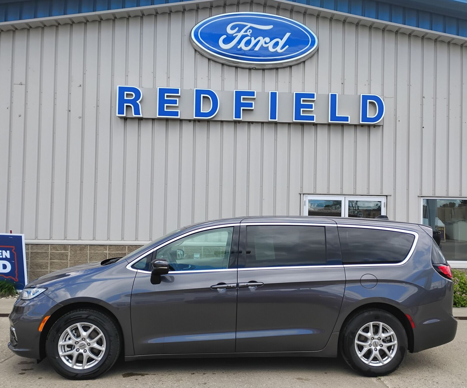 2023 CHRYSLER Pacifica