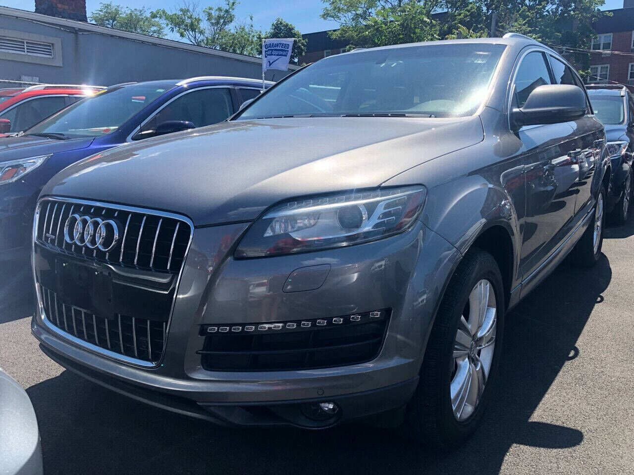 2010 AUDI Q7