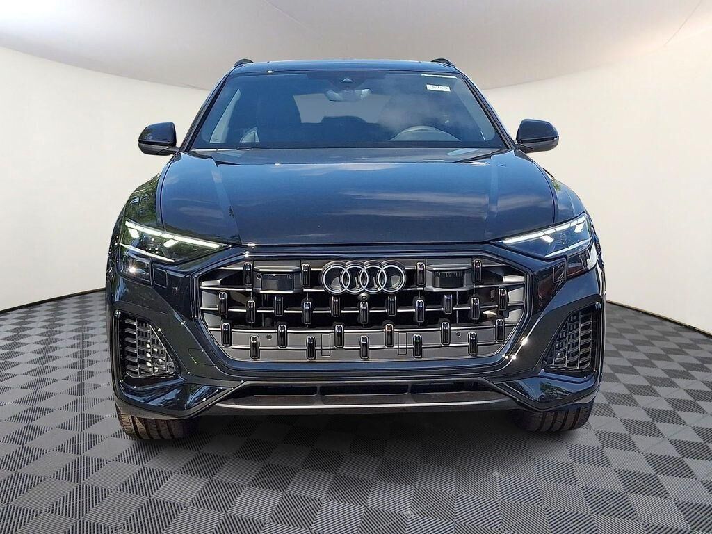 2026 Audi Q8