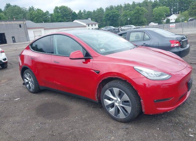 2022 TESLA Model Y