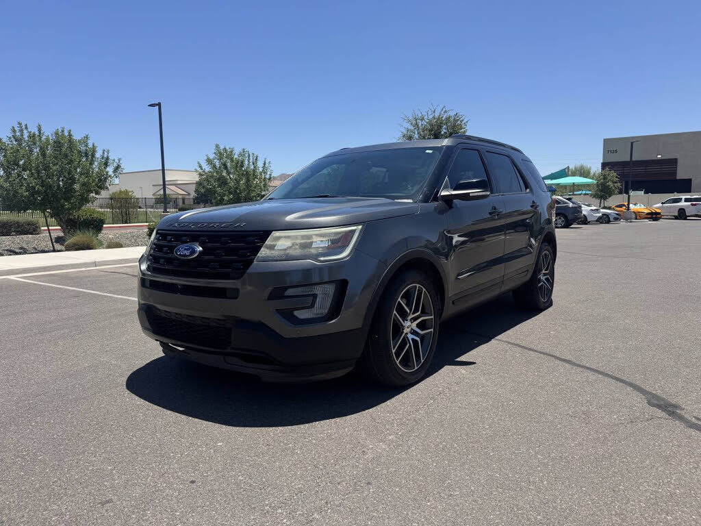 2017 FORD Explorer