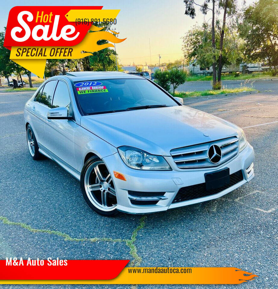 2012 MERCEDES-BENZ C-Class