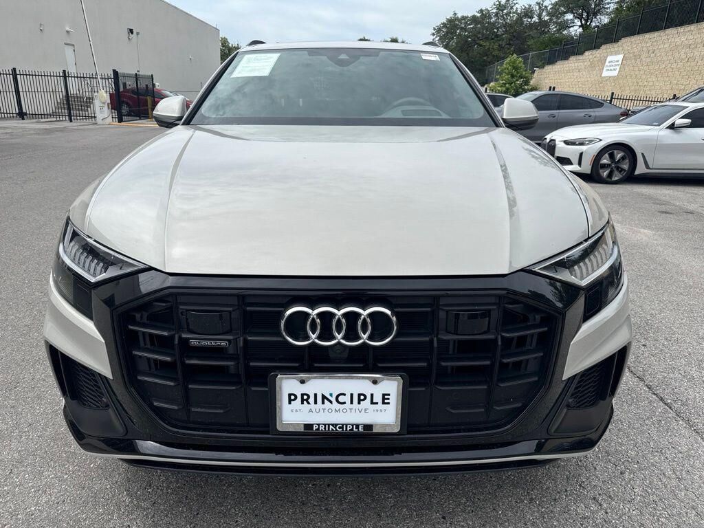 2022 Audi Q8