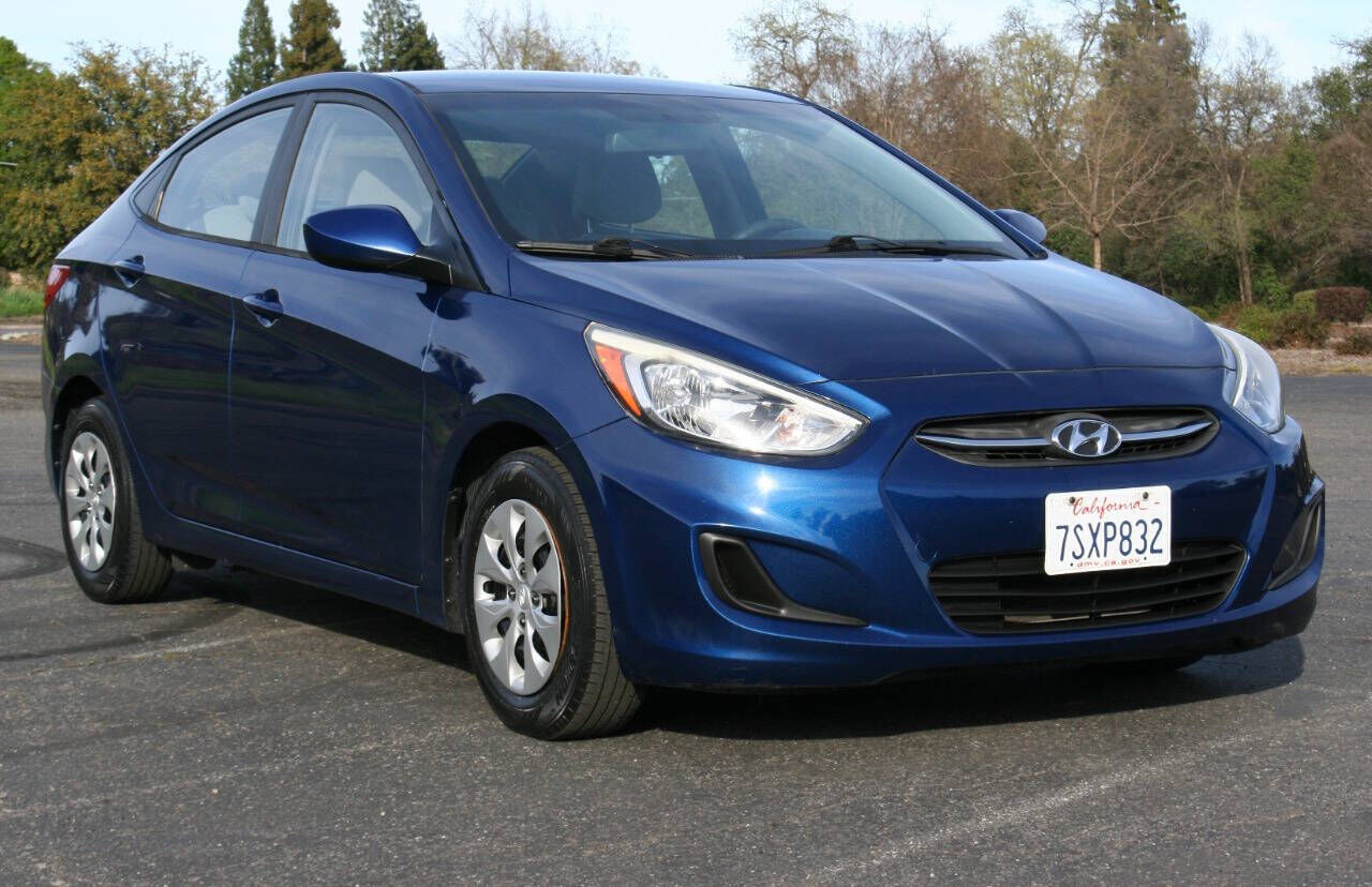 2016 HYUNDAI Accent