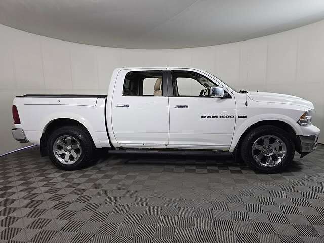 2012 DODGE Ram