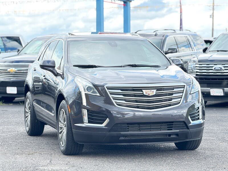 2017 CADILLAC XT5