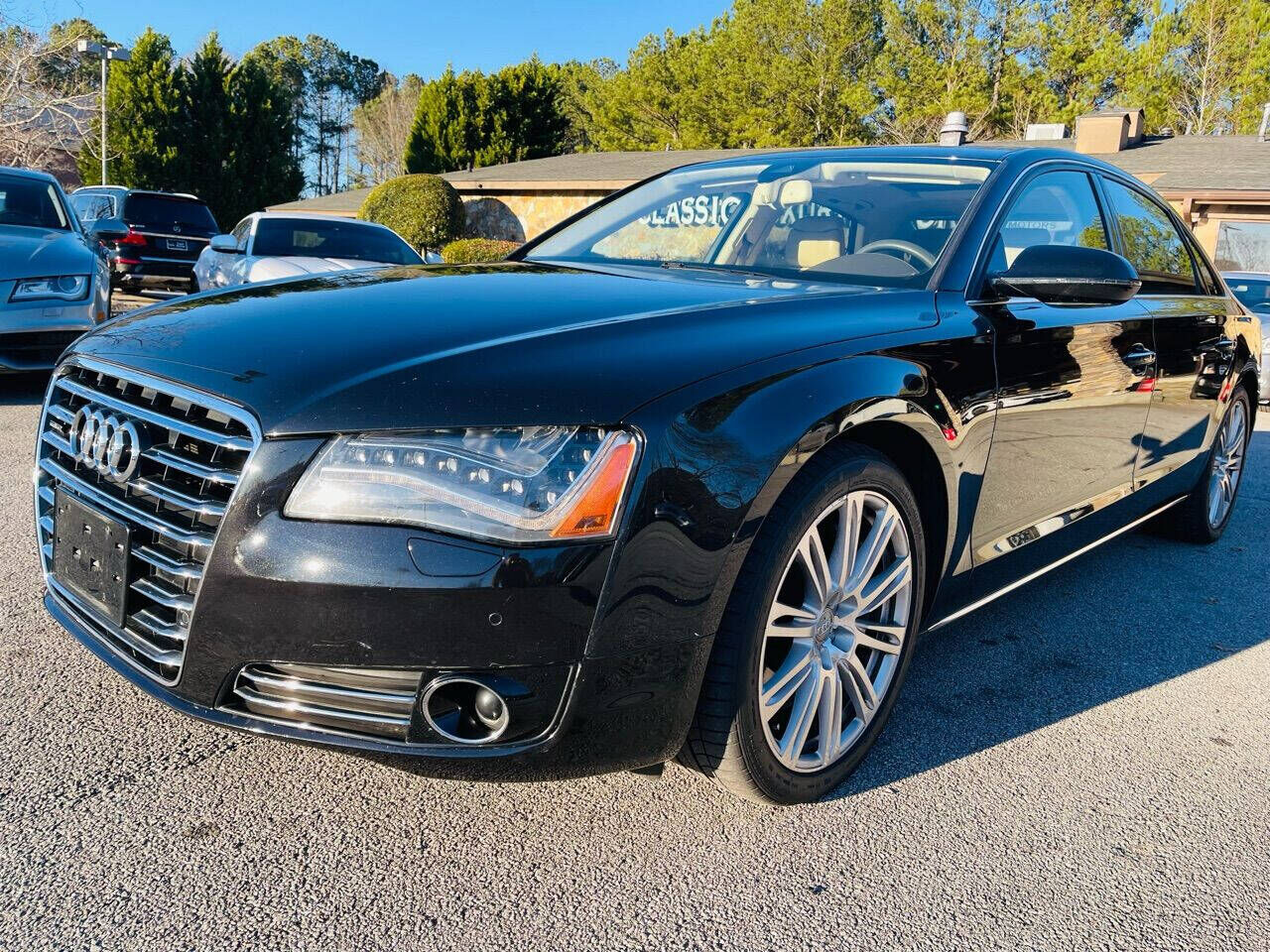 2011 AUDI A8