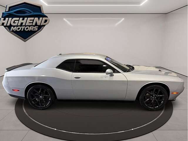 2021 DODGE Challenger