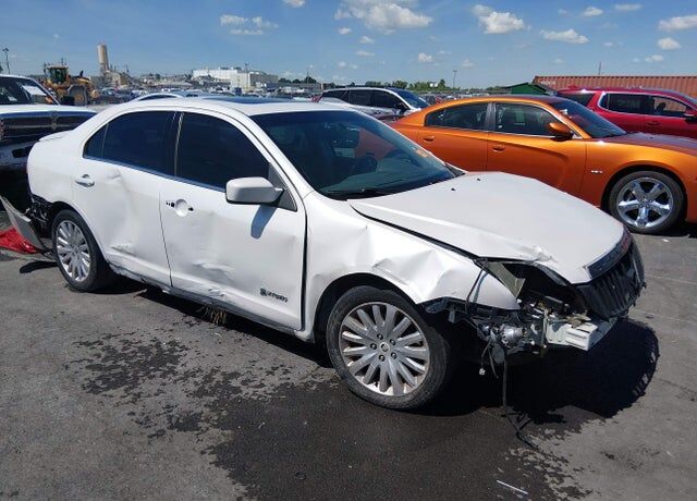 2010 MERCURY Milan