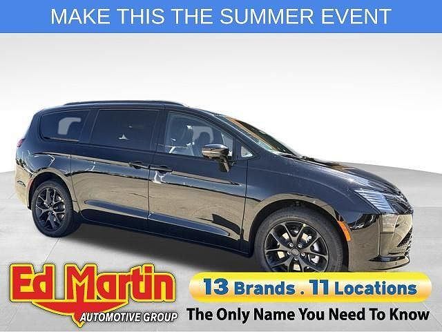 2027 CHRYSLER Pacifica