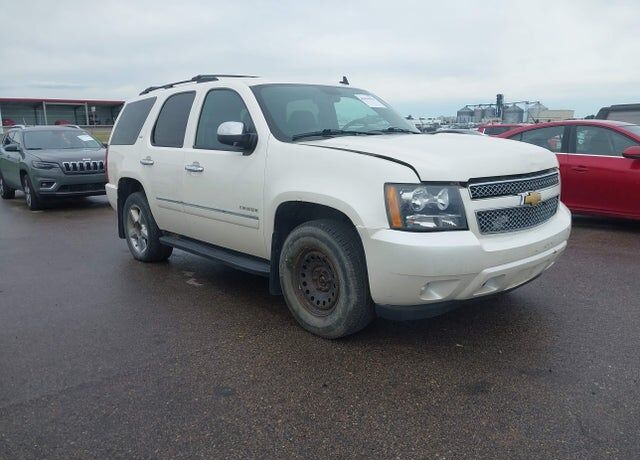 2013 CHEVROLET Tahoe