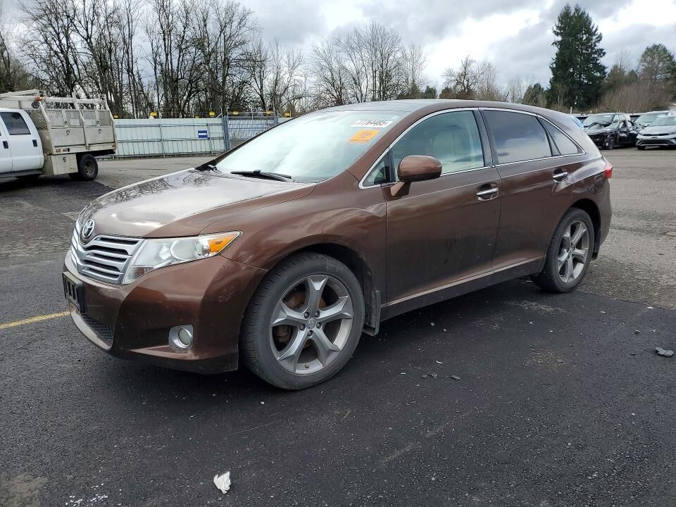 2010 TOYOTA Venza
