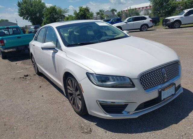 2017 LINCOLN MKZ
