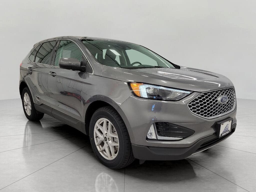 2023 FORD Edge
