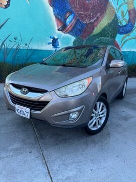 2012 HYUNDAI Tucson