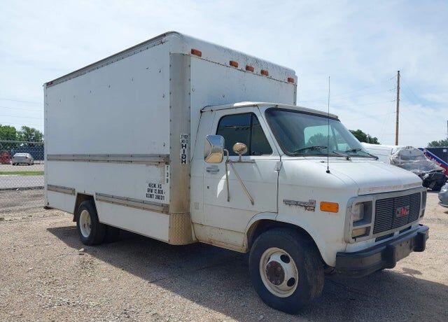 1993 GMC Cutaway Van