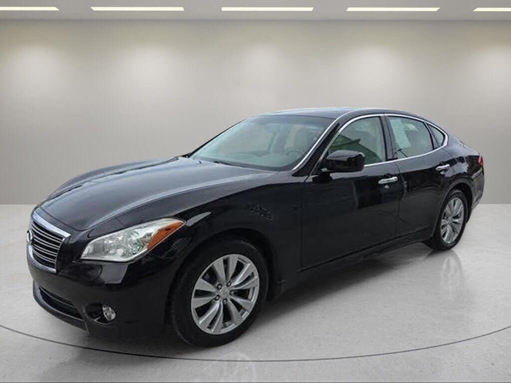 Infiniti M37