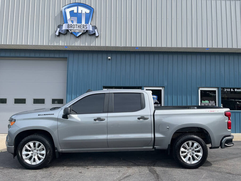 2023 CHEVROLET Silverado