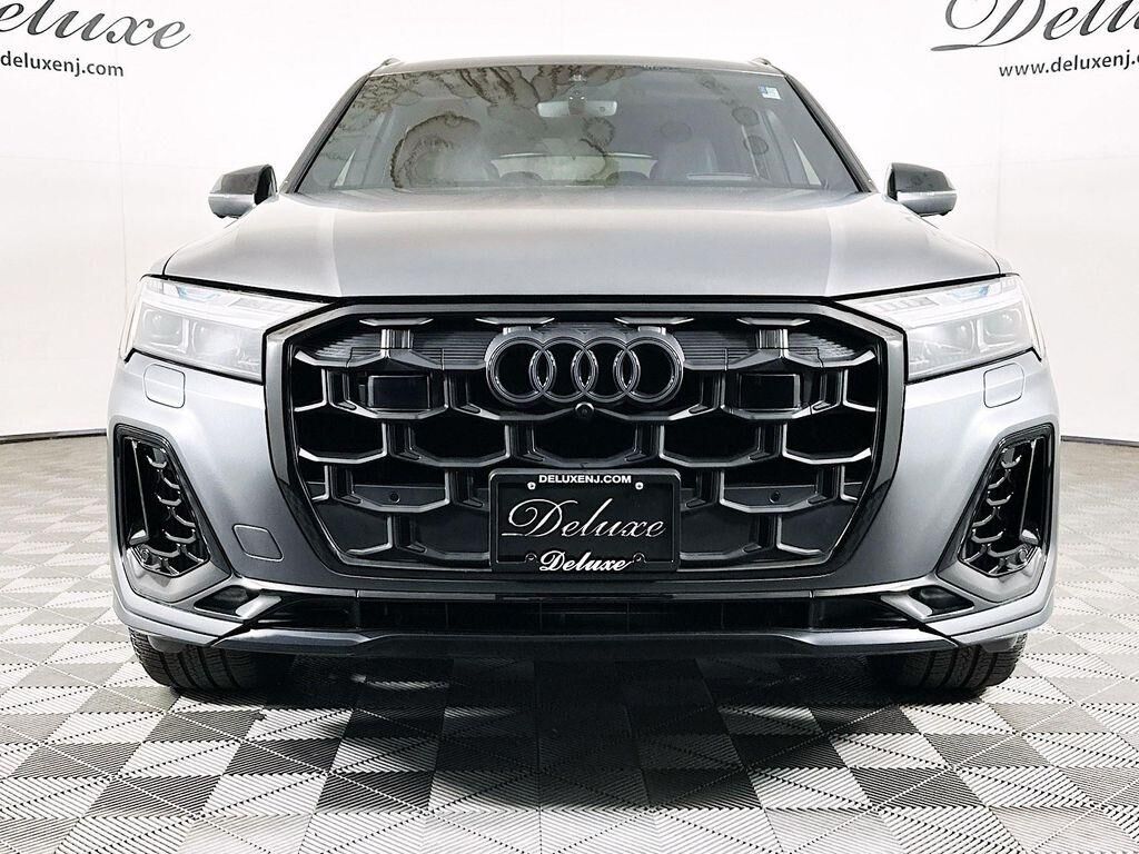 2025 Audi SQ7