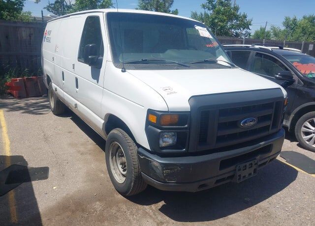 2013 FORD E-150