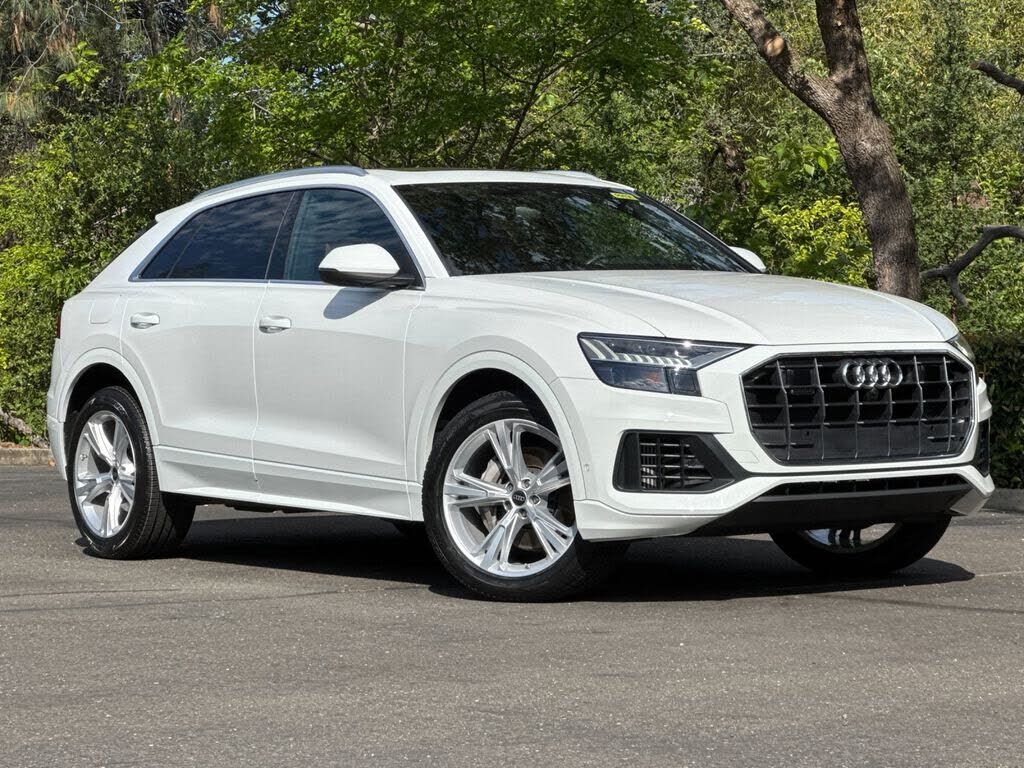 2023 Audi Q8