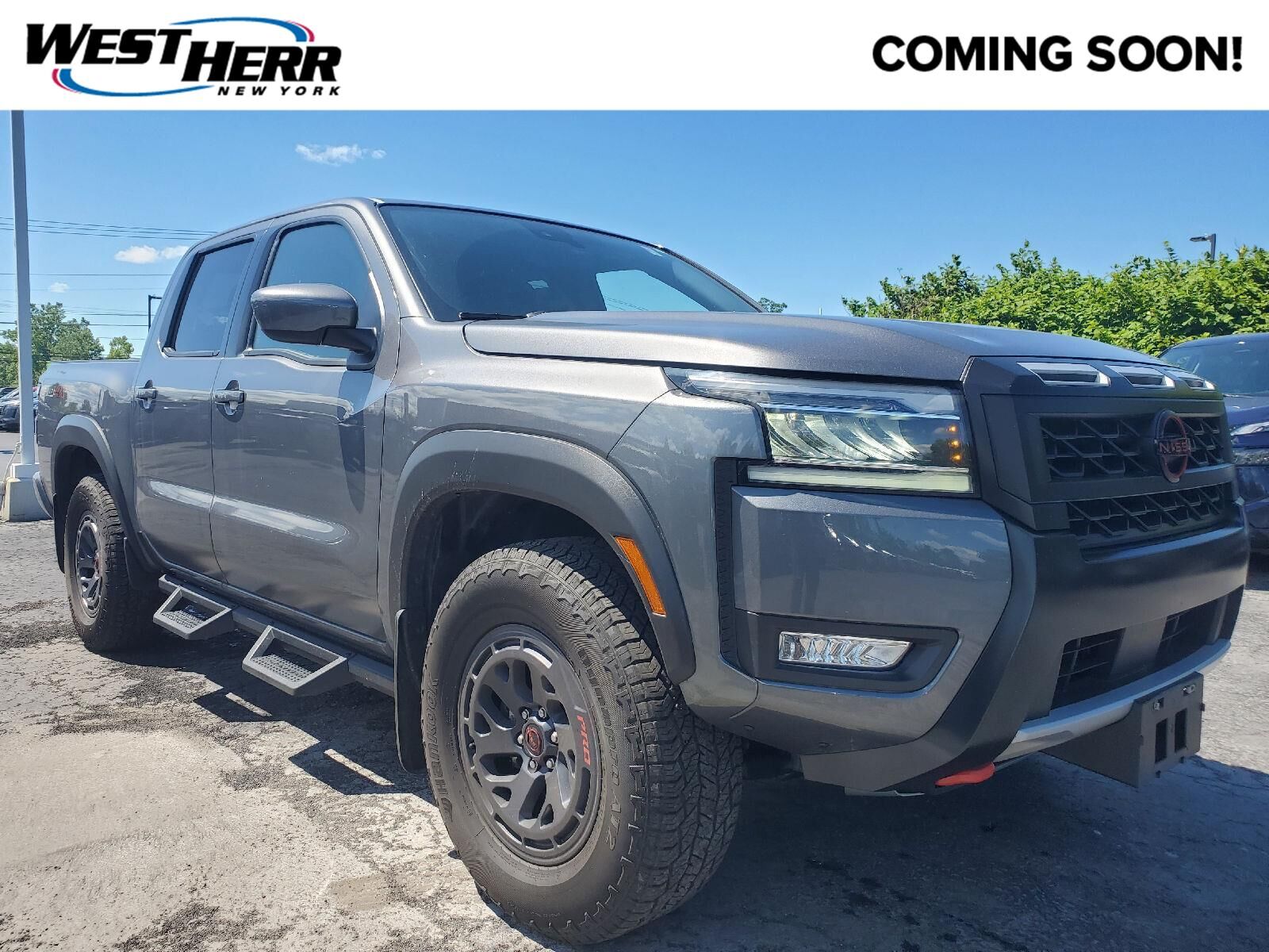 2025 NISSAN Frontier