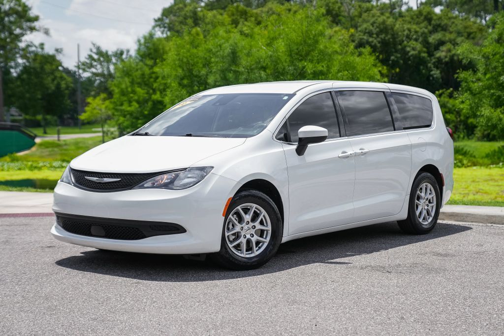 2022 CHRYSLER Pacifica
