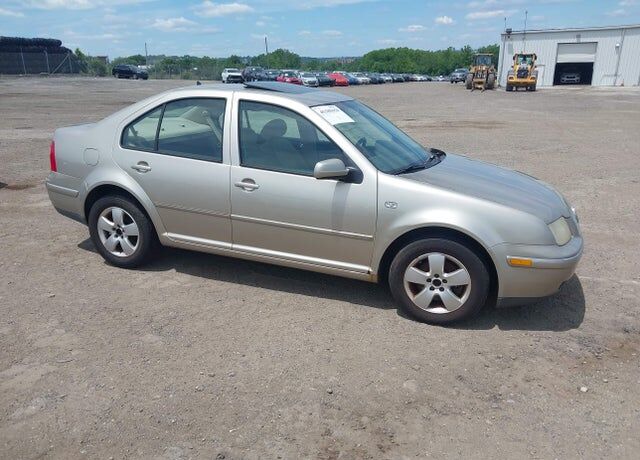2004 VOLKSWAGEN Jetta