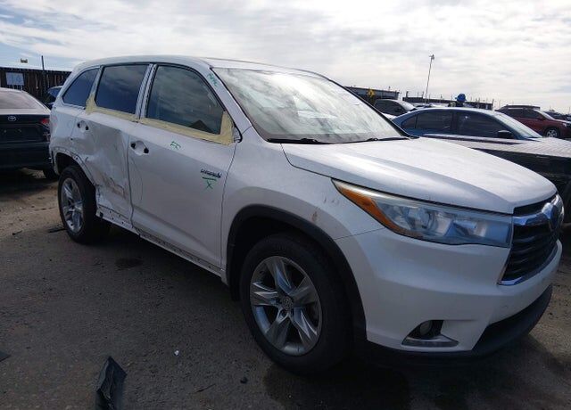 2015 TOYOTA Highlander
