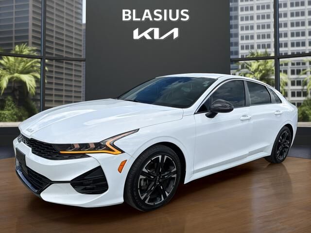 2023 KIA K5