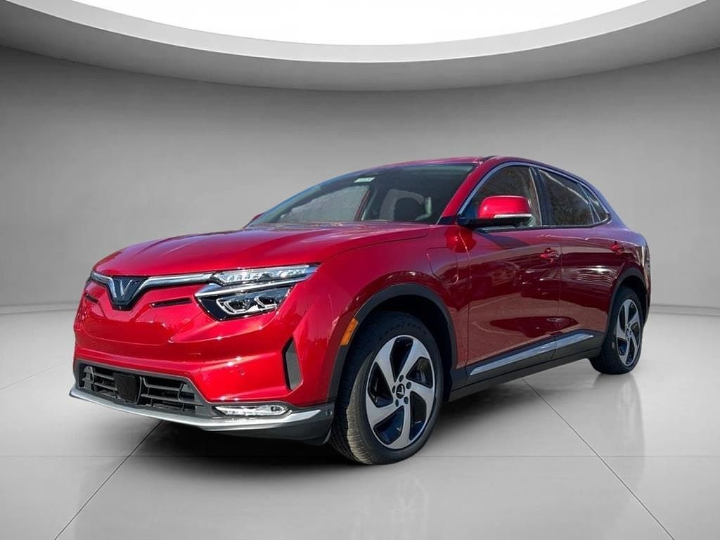 2024 VINFAST VF 8