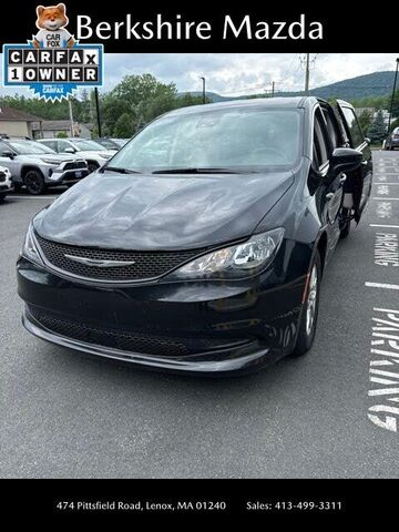2023 CHRYSLER Voyager