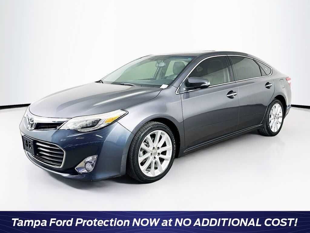 2013 TOYOTA Avalon
