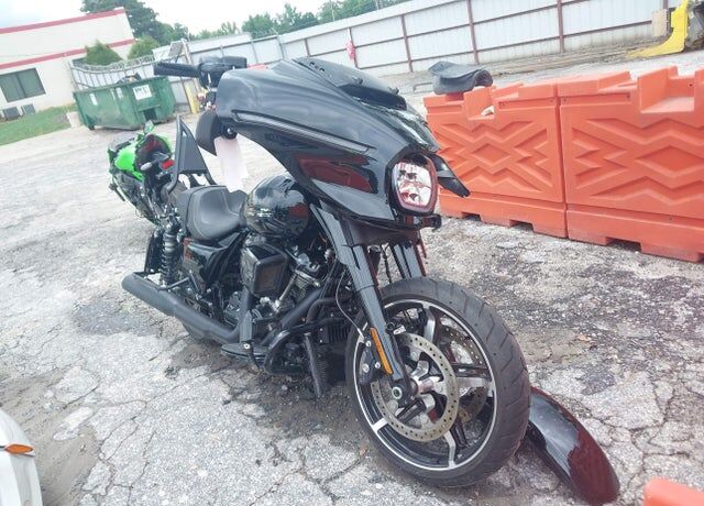 2024 HARLEY DAVIDSON FLHX / Street Glide
