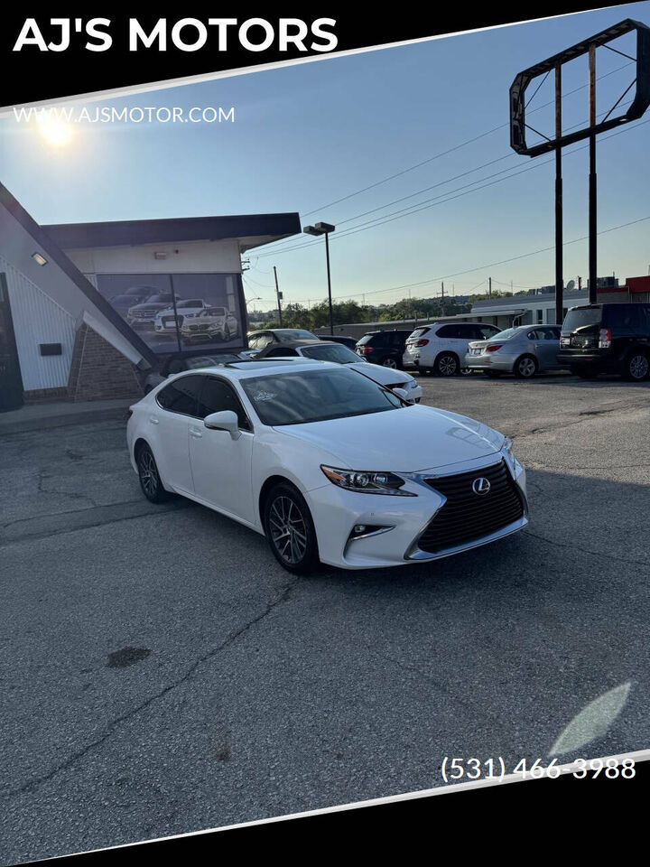 2016 LEXUS ES