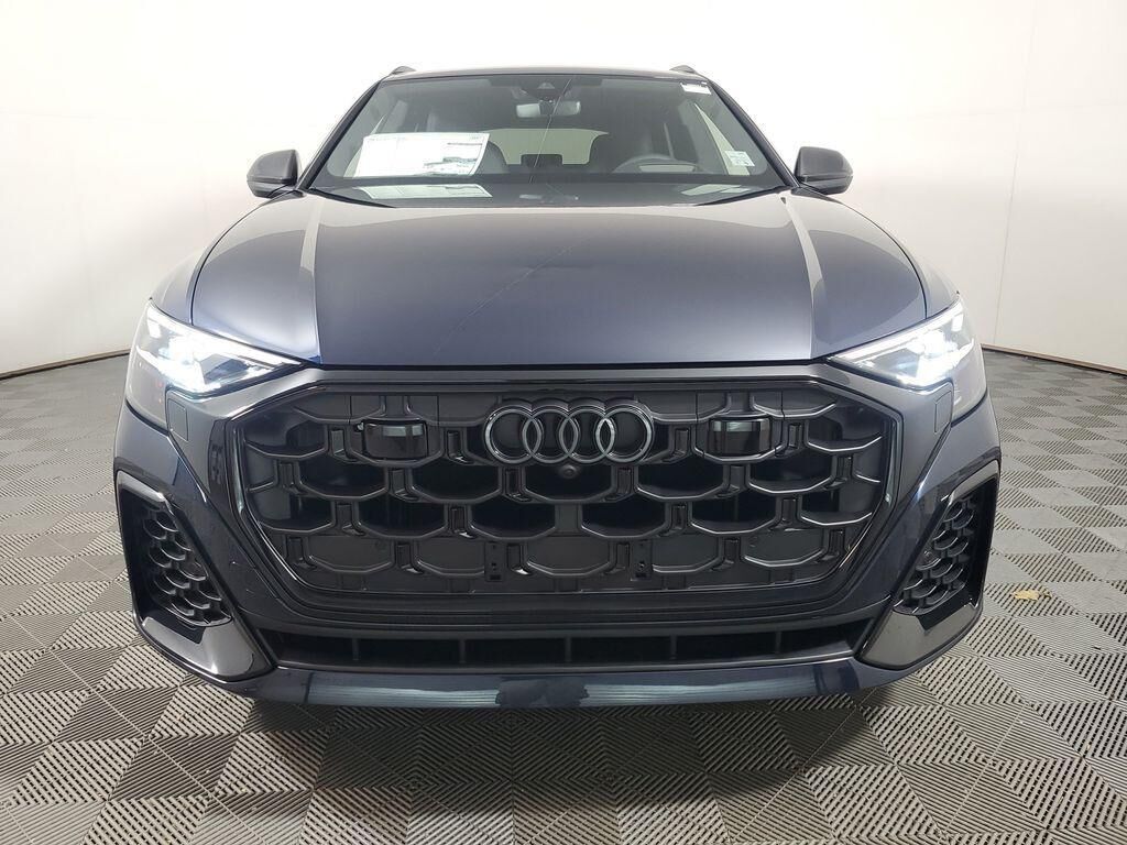 2026 Audi Q8