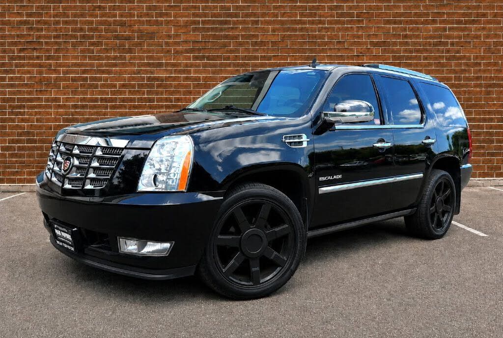 2011 CADILLAC Escalade