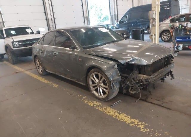 2013 AUDI S4