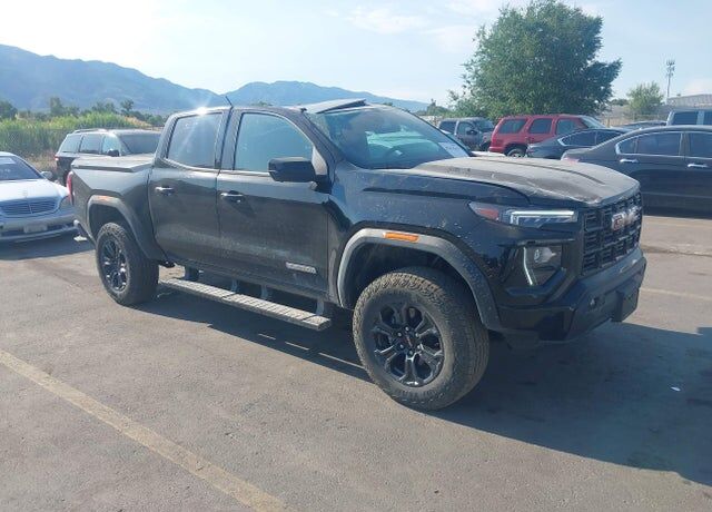 2024 GMC Canyon