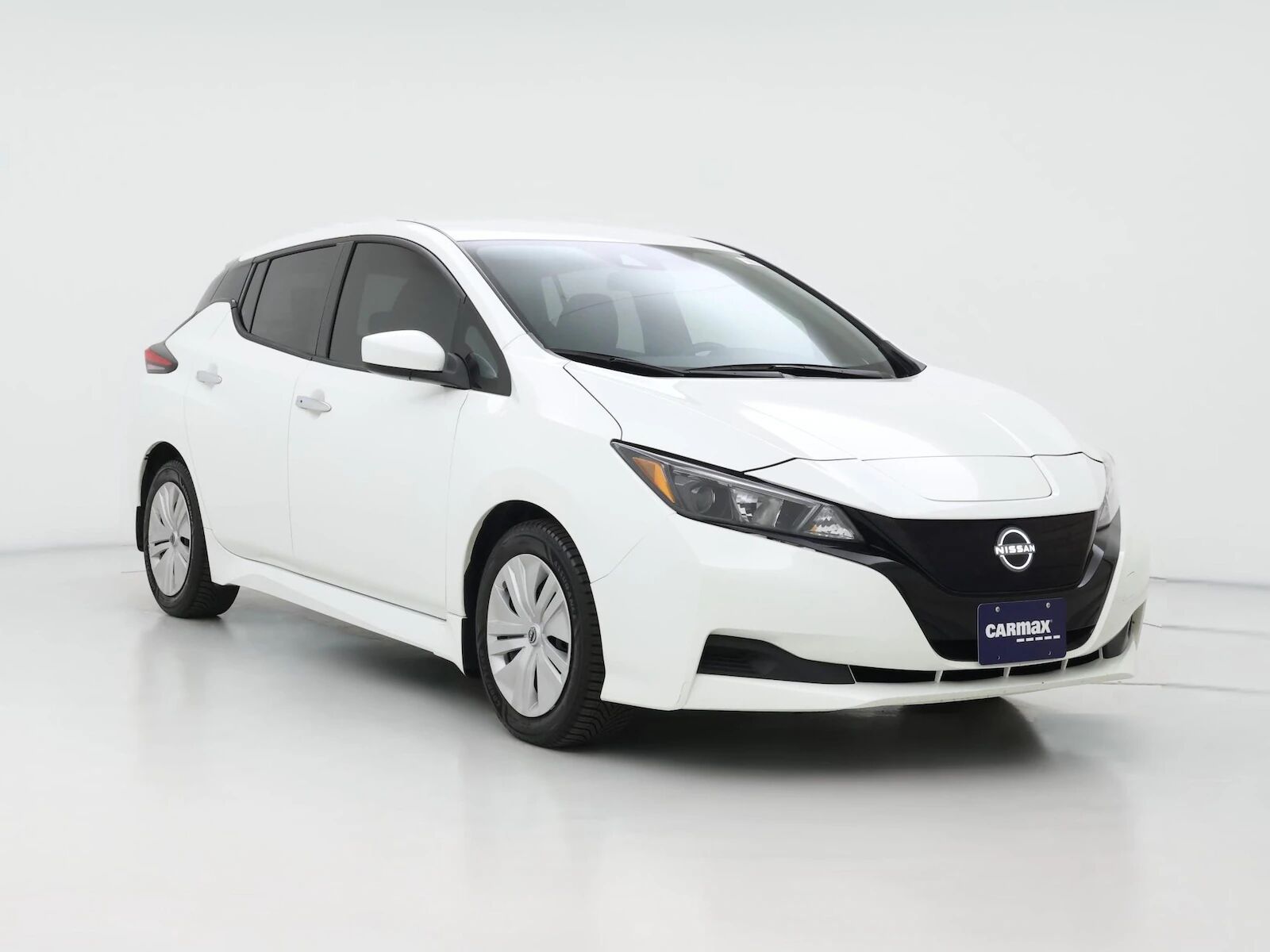 2024 NISSAN Leaf
