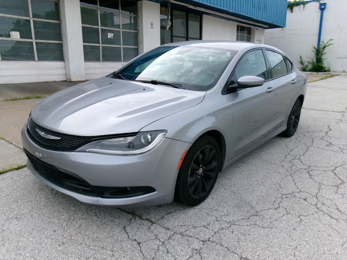 2015 CHRYSLER 200