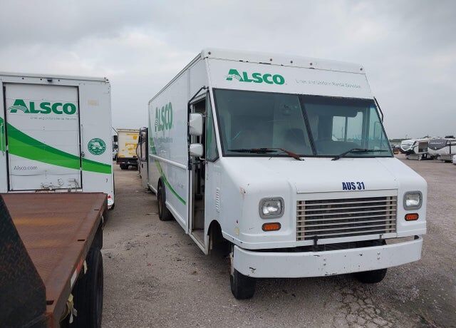 2015 FORD E-550