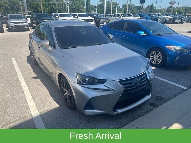 2018 LEXUS IS