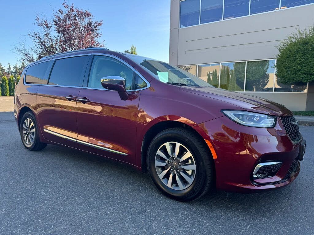 2021 CHRYSLER Pacifica