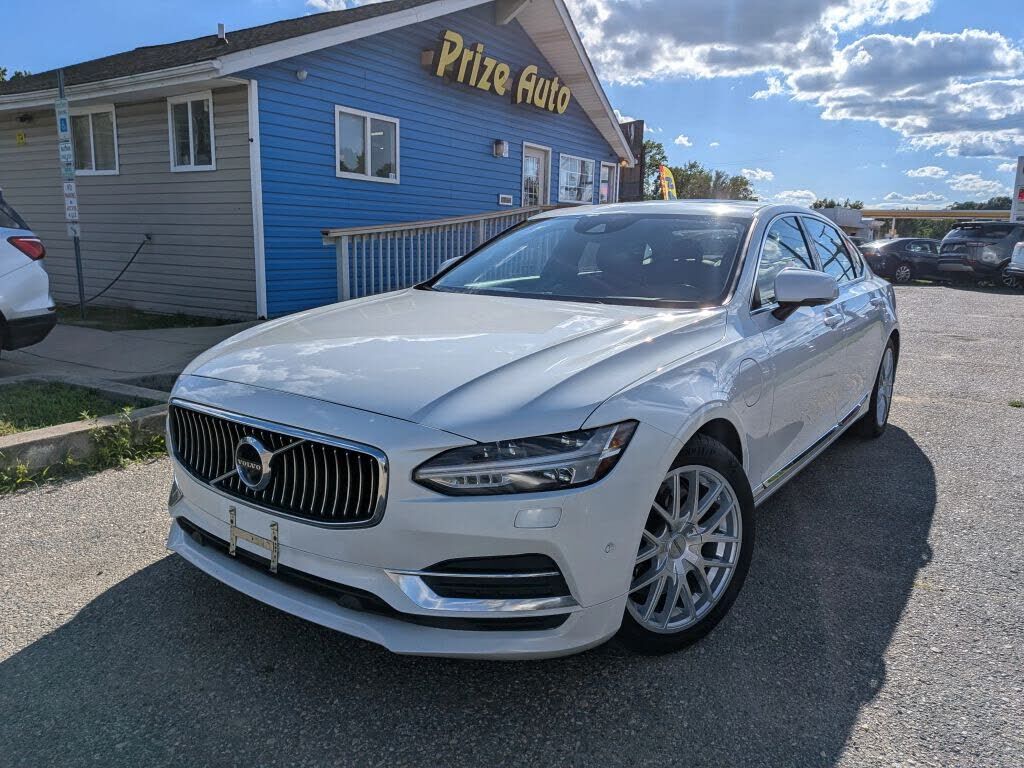 2018 VOLVO S90